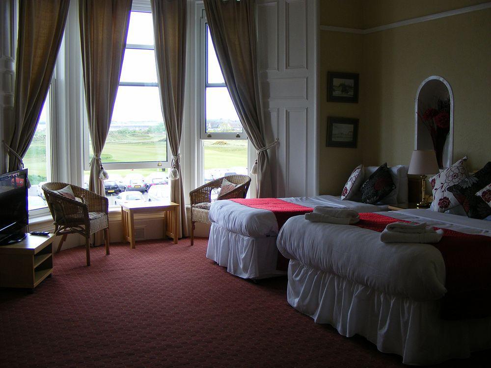 Prestwick Old Course Hotel Buitenkant foto