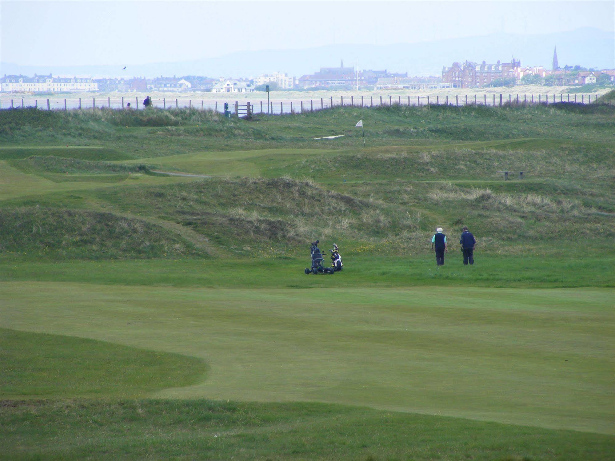 Prestwick Old Course Hotel Buitenkant foto
